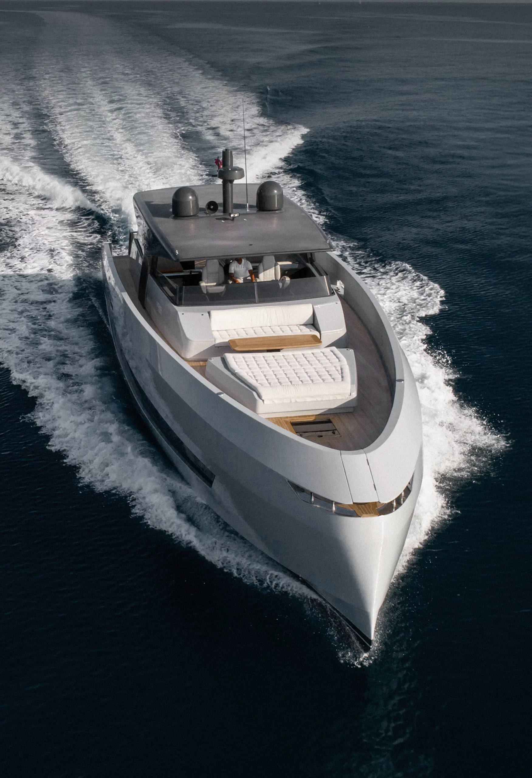 MandaYachts S07 Spider